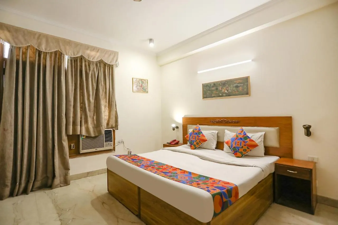 Fabexpress Primero Mgf Gurgaon 3*,  India